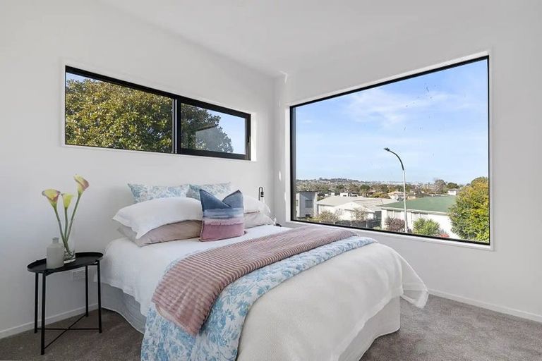 Photo of property in 14d Andrew Road, Howick, Auckland, 2010