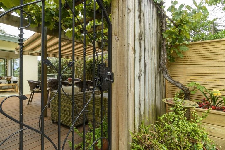 Photo of property in 122 Haukore Street, Hairini, Tauranga, 3112