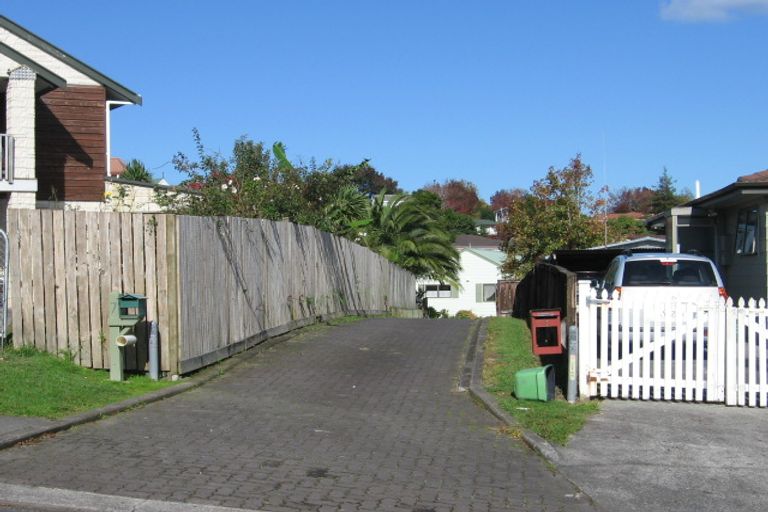 Photo of property in 7 Rotoma Rise, Clover Park, Auckland, 2019