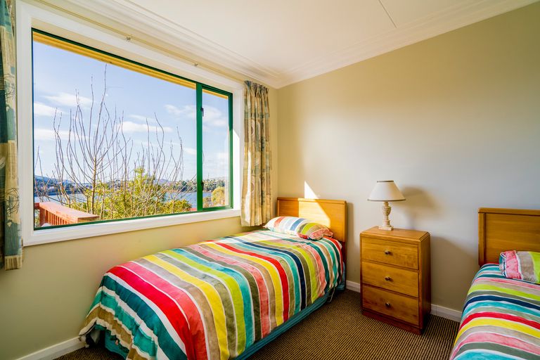 Photo of property in 21 District Road, Roseneath, Port Chalmers, 9023