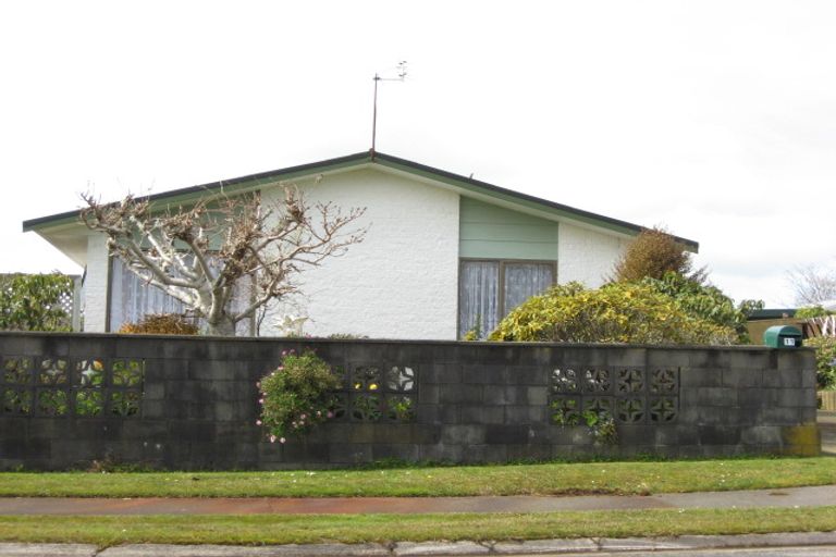 Photo of property in 11 Towai Street, Inglewood, 4330