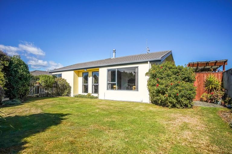 Photo of property in 25 Malthouse Crescent, Brightwater, 7022