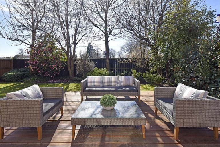 Photo of property in 1/3 Creyke Road, Ilam, Christchurch, 8041