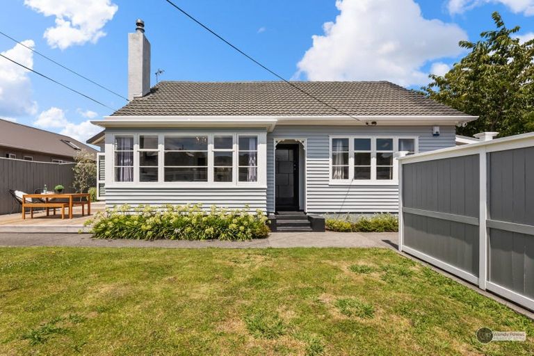 Photo of property in 77 Pilmuir Street, Hutt Central, Lower Hutt, 5010