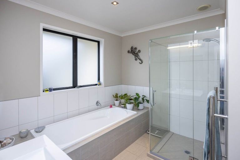 Photo of property in 32 Duval Way, Whatawhata, Hamilton, 3289