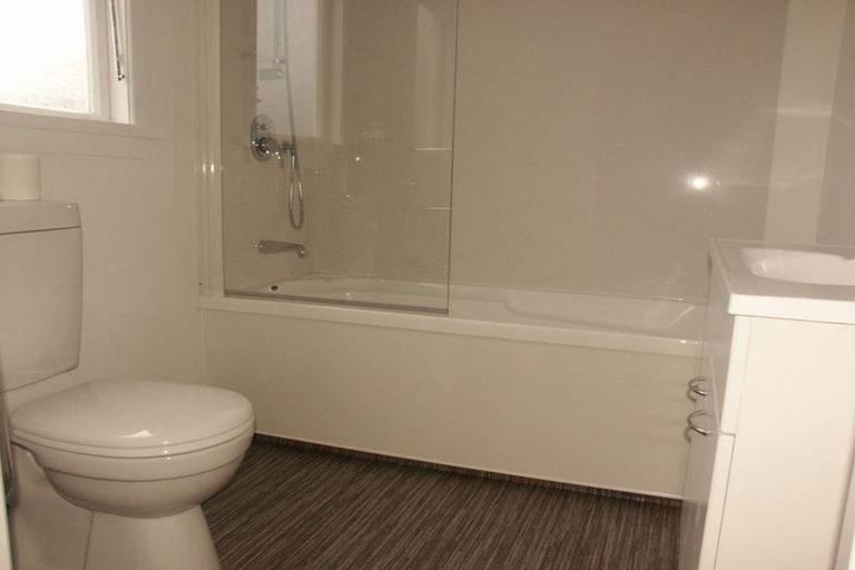 Photo of property in 27 Oakland Street, Andersons Bay, Dunedin, 9013