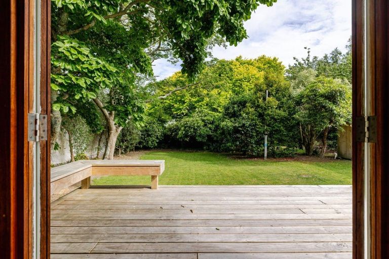 Photo of property in 251 Park Road, Hokowhitu, Palmerston North, 4410