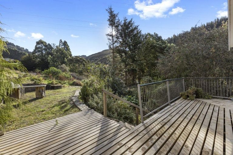 Photo of property in 121 Hall Road, Sawyers Bay, Port Chalmers, 9023