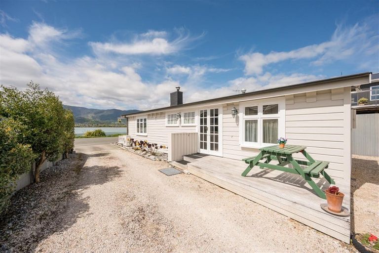 Photo of property in 102 Point Road, Monaco, Nelson, 7011
