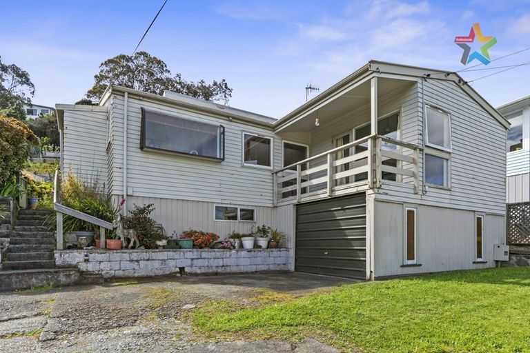 Photo of property in 11 Lord Street, Stokes Valley, Lower Hutt, 5019