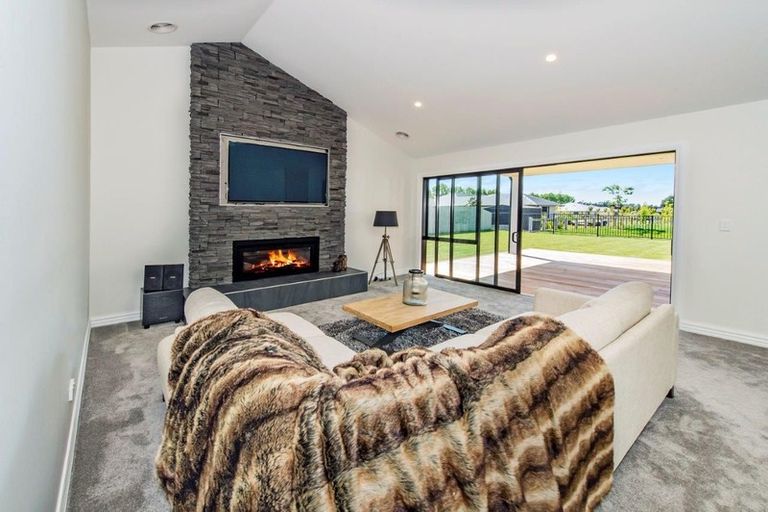 Photo of property in 30 Bavaria Drive, Rolleston, 7614