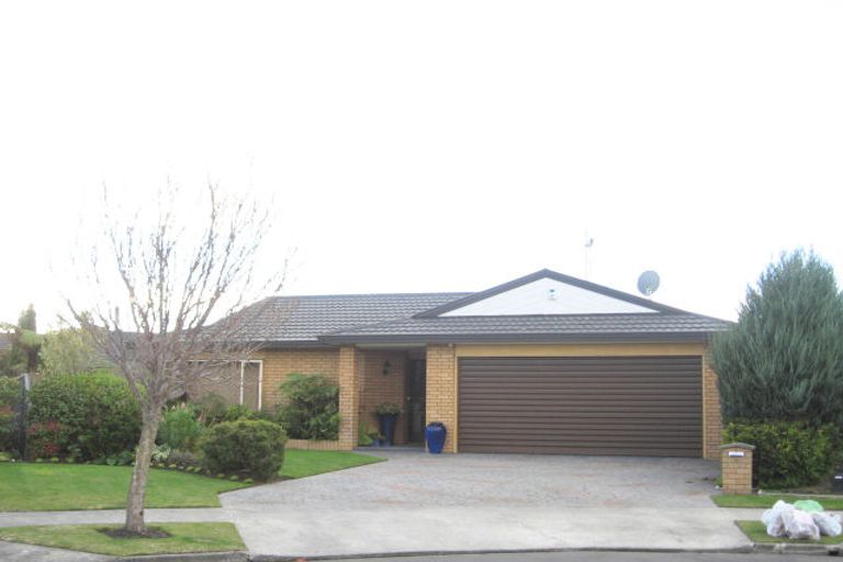 Photo of property in 15 Hyatt Grove, Greenmeadows, Napier, 4112