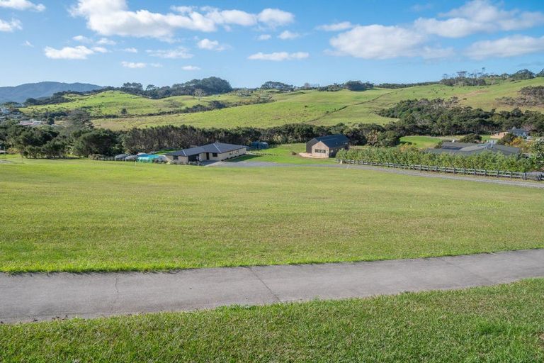 Photo of property in 5 Vidar Way, Coopers Beach, 0420