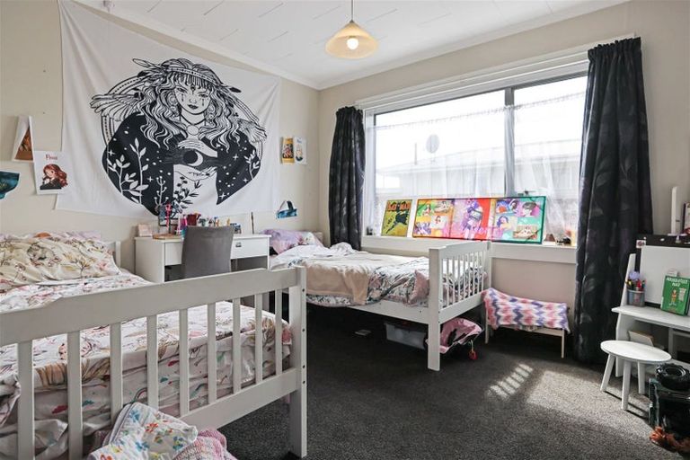 Photo of property in 76 Thomson Street, Tinwald, Ashburton, 7700