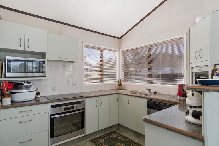 Photo of property in 17 Tarata Street, Matua, Tauranga, 3110