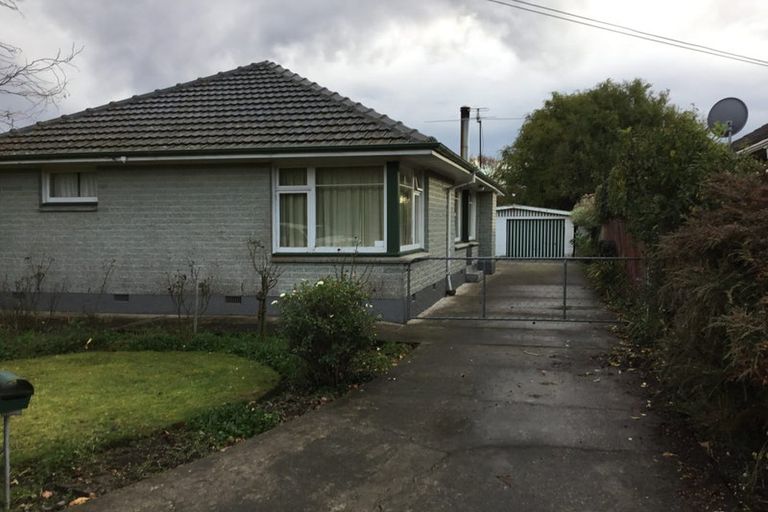 Photo of property in 5 Mcsaveneys Road, Marshland, Christchurch, 8051