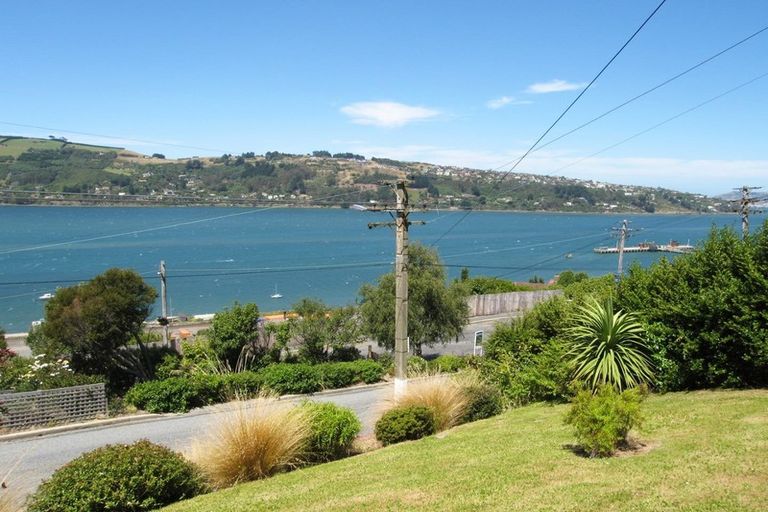 Photo of property in 3 Junction Road, Ravensbourne, Dunedin, 9022