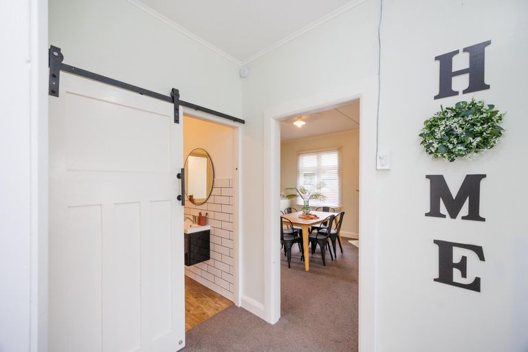 Photo of property in 31 Lombard Street, Palmerston North, 4410