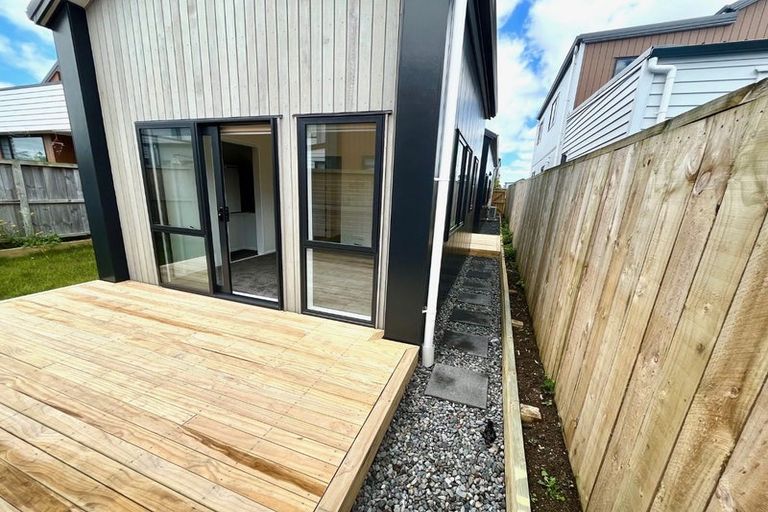 Photo of property in 50 Clayden Shuttleworth Street, Papakura, 2110