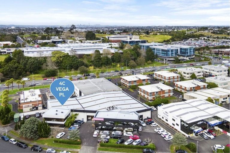 Photo of property in 4 Vega Place, Heathcote Valley, Christchurch, 8022