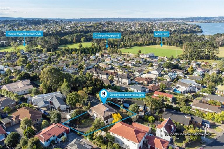 Photo of property in 212 Royal Road, Massey, Auckland, 0614