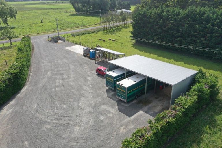 Photo of property in 73 Walkers Road, Longburn, Palmerston North, 4477