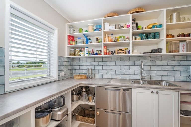 Photo of property in 10a Austin Drive, Whitianga, 3510