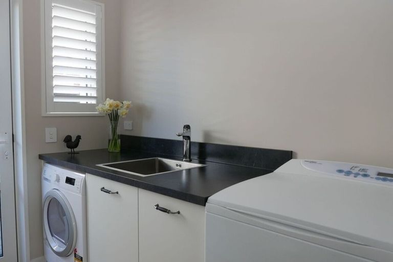 Photo of property in 114 Paparoa Street, Papanui, Christchurch, 8053