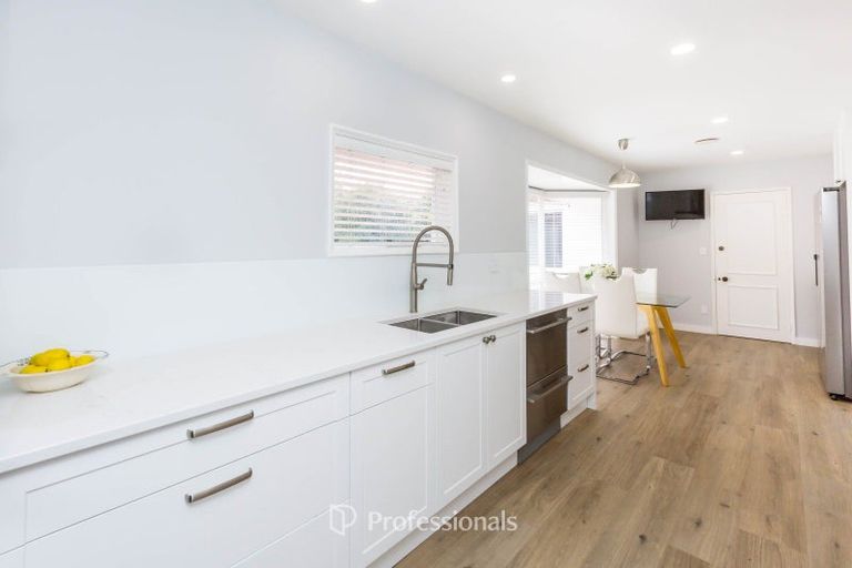 Photo of property in 20 Barton Road, Heretaunga, Upper Hutt, 5018