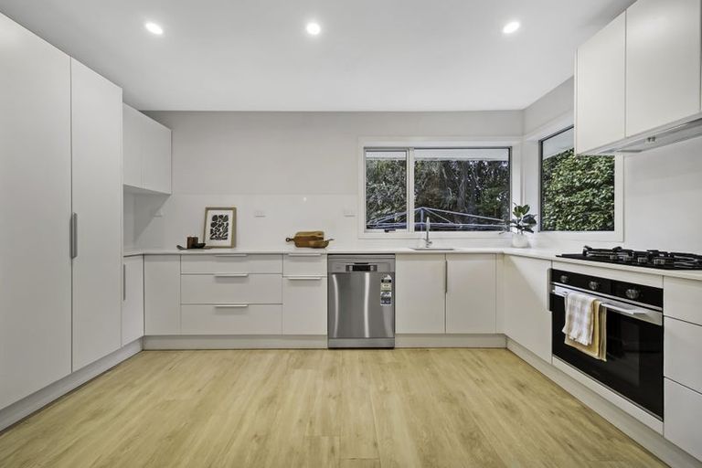 Photo of property in 2/94a Staveley Street, Avonhead, Christchurch, 8042