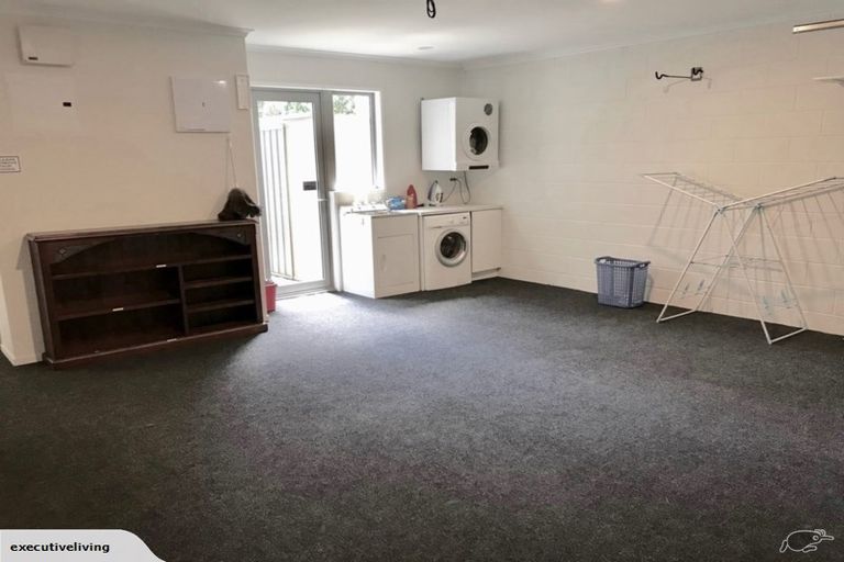 Photo of property in 55 Pendarves Street, New Plymouth, 4310