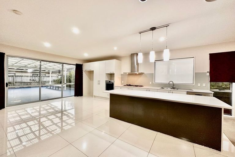 Photo of property in 18 Dromoland Drive, Flat Bush, Auckland, 2019