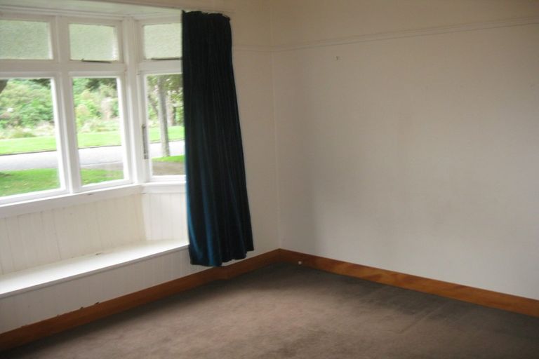 Photo of property in 49 Riverside Drive, Waiwhetu, Lower Hutt, 5010