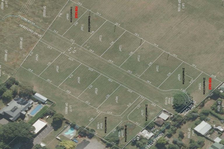 Photo of property in 23 Hereford Drive, Carterton, 5713