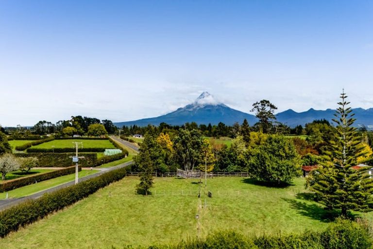 Photo of property in 172 Lepper Road, Inglewood, 4386