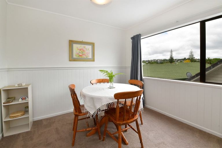 Photo of property in 66b The Circle, Manly, Whangaparaoa, 0930