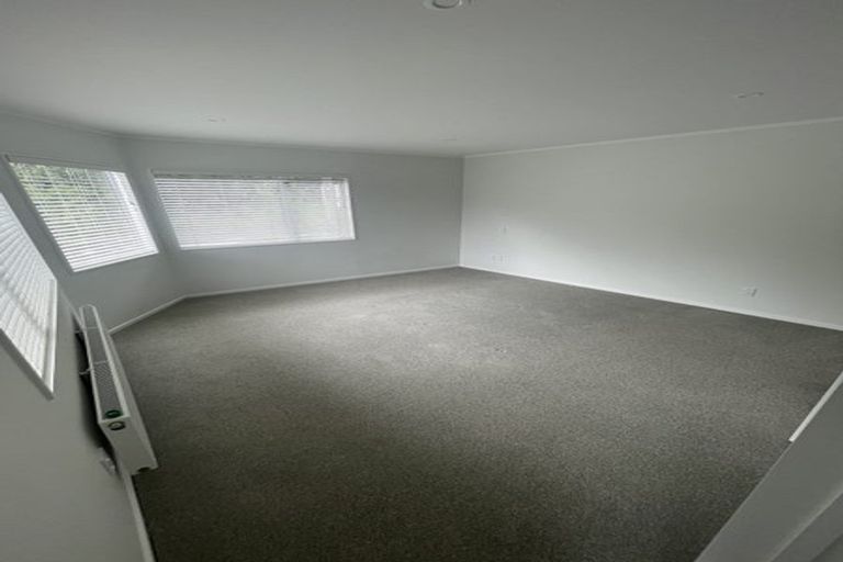 Photo of property in 87 Grant Road, Thorndon, Wellington, 6011