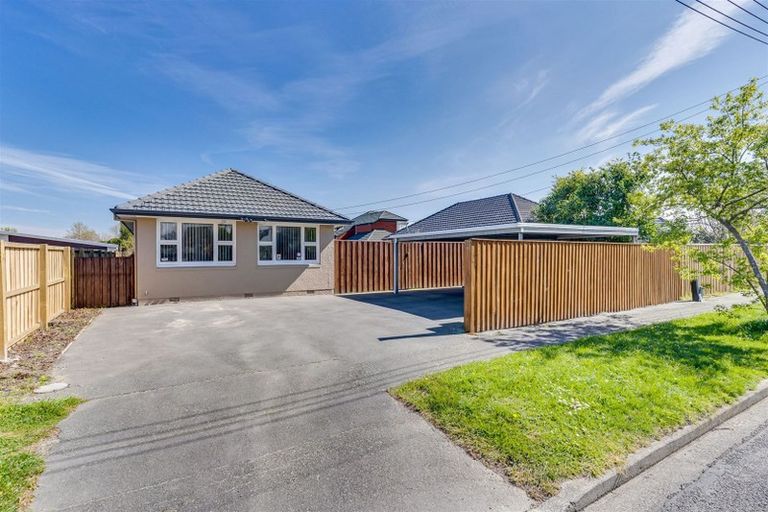 Photo of property in 35 Banbury Street, Burnside, Christchurch, 8053