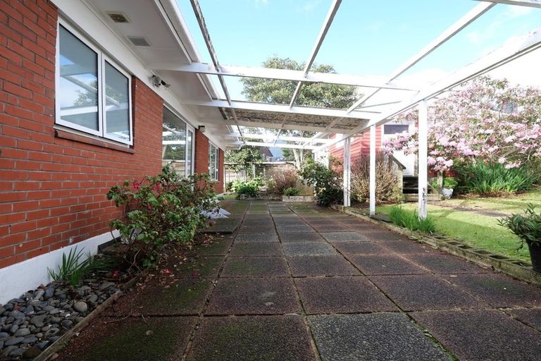 Photo of property in 5 Willis Avenue, Pukekohe, 2120