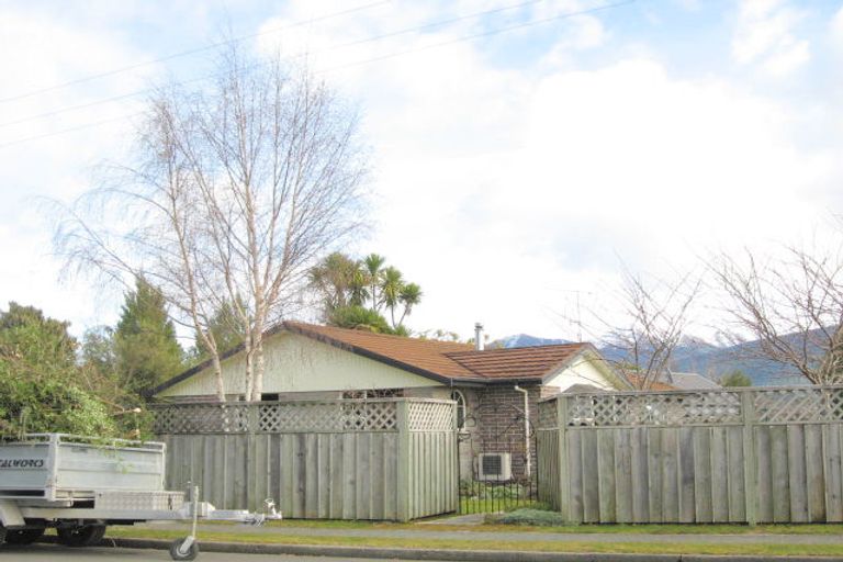 Photo of property in 97 Quintin Drive, Te Anau, 9600