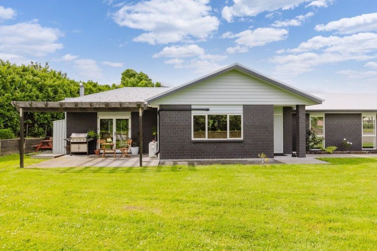 Photo of property in 69 Williams Road, Tokomaru, Palmerston North, 4474