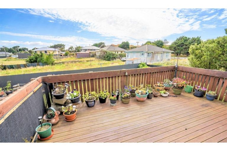 Photo of property in 5 Pearce Street, Bluff, 9814