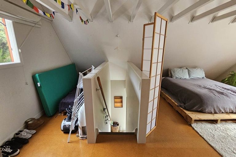 Photo of property in 118 Bethells Road, Waitakere, Henderson, 0781