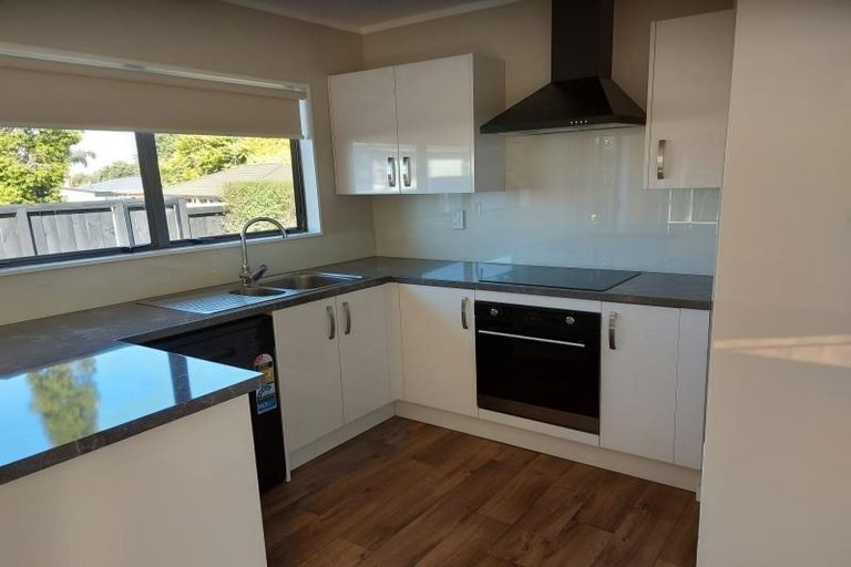 Photo of property in 220a Victoria Street West, Pukekohe, 2120