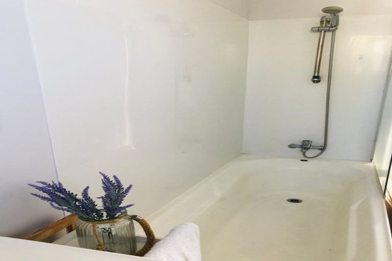 Photo of property in 72 Clarkin Road, Fairfield, Hamilton, 3214