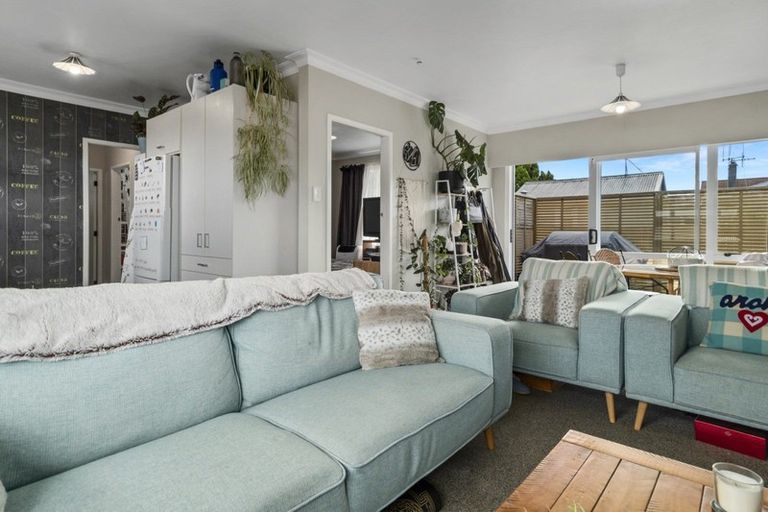 Photo of property in 2/128 Sixteenth Avenue, Tauranga South, Tauranga, 3112