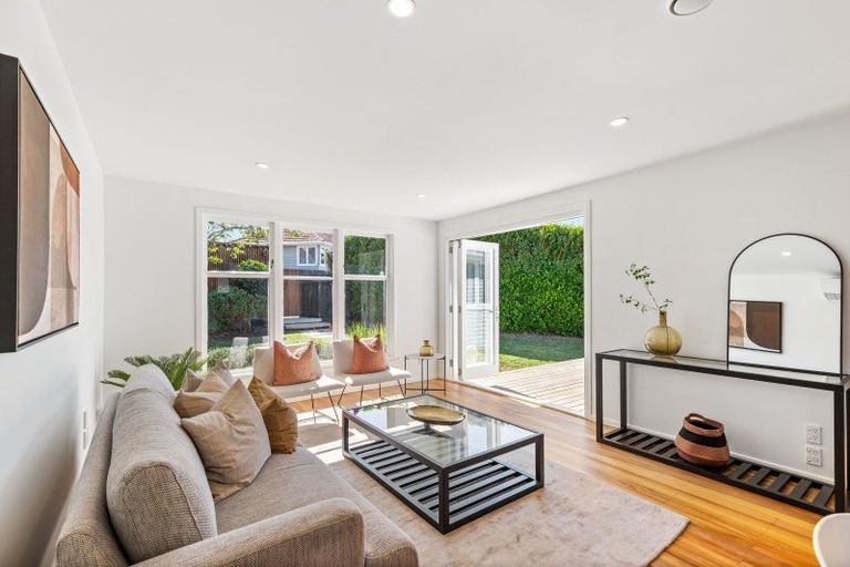 Photo of property in 34c Toru Street, Te Atatu Peninsula, Auckland, 0610