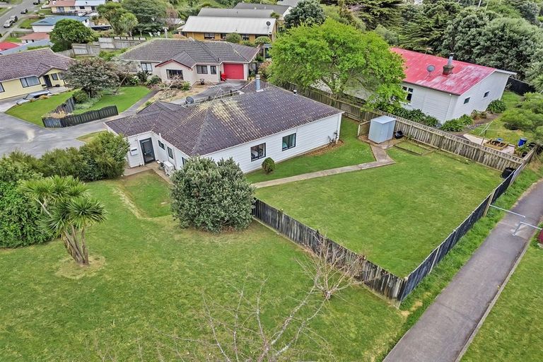 Photo of property in 45b Rose Street, Ranui, Porirua, 5024