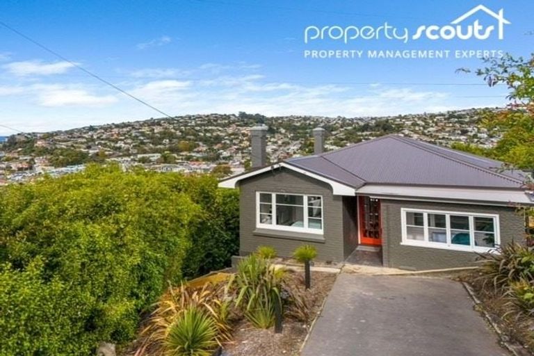 Photo of property in 39 Forfar Street, Clyde Hill, Dunedin, 9011