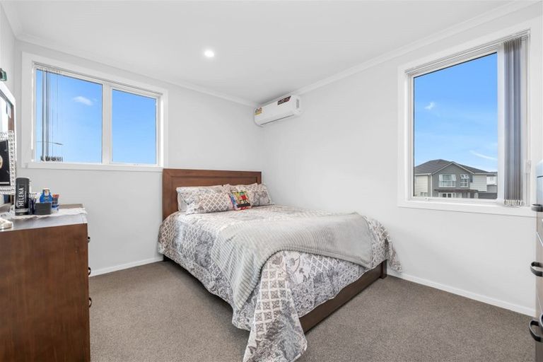 Photo of property in 50 Kauri Heart Avenue, Takanini, 2112